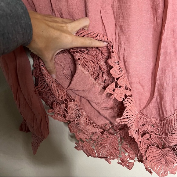 Boho Rose Pink Peasant Blouse She + Sky S Eyelet Cutouts Oversized Crepe Finish - Picture 5 of 9